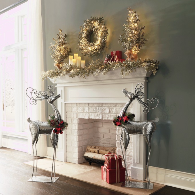 Lit Frosted Berry Wreath, , large
