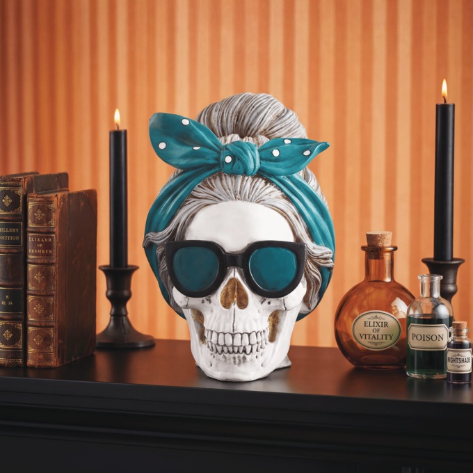 Skullinda Haute Bones Figurine, White, large