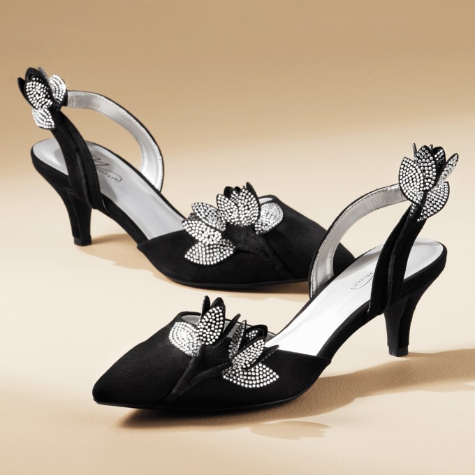 Midnight Velvet 3-D Floral Pump, , large
